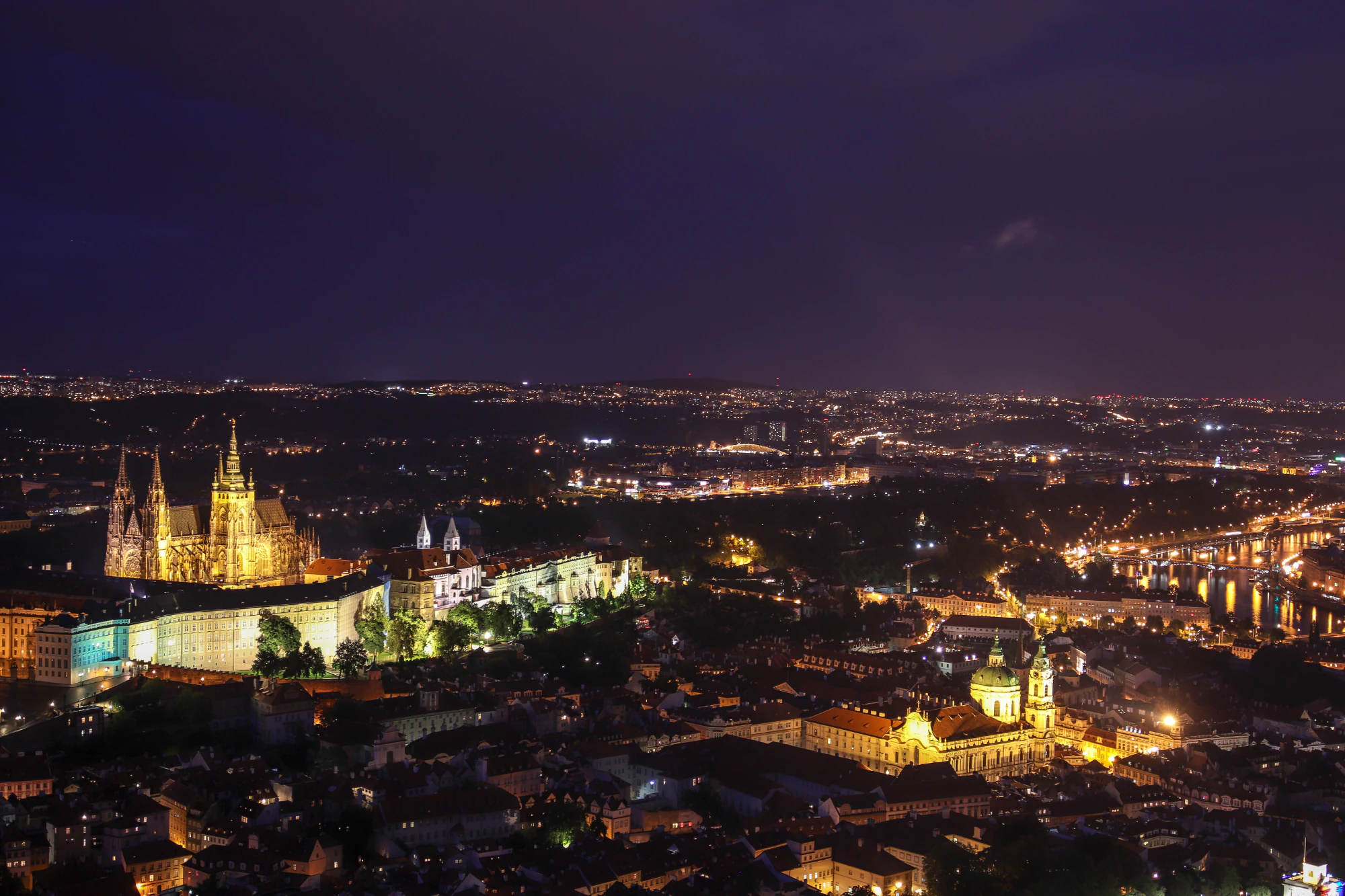 Praha dostane novou koncepci veřejného osvětlení. Dokončili jsme její první část.