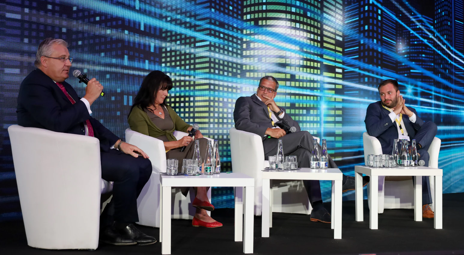 Kde mezi světlem a tmou by se mělo nacházet moderní město? Odpovědi nabídla konference Město a světlo