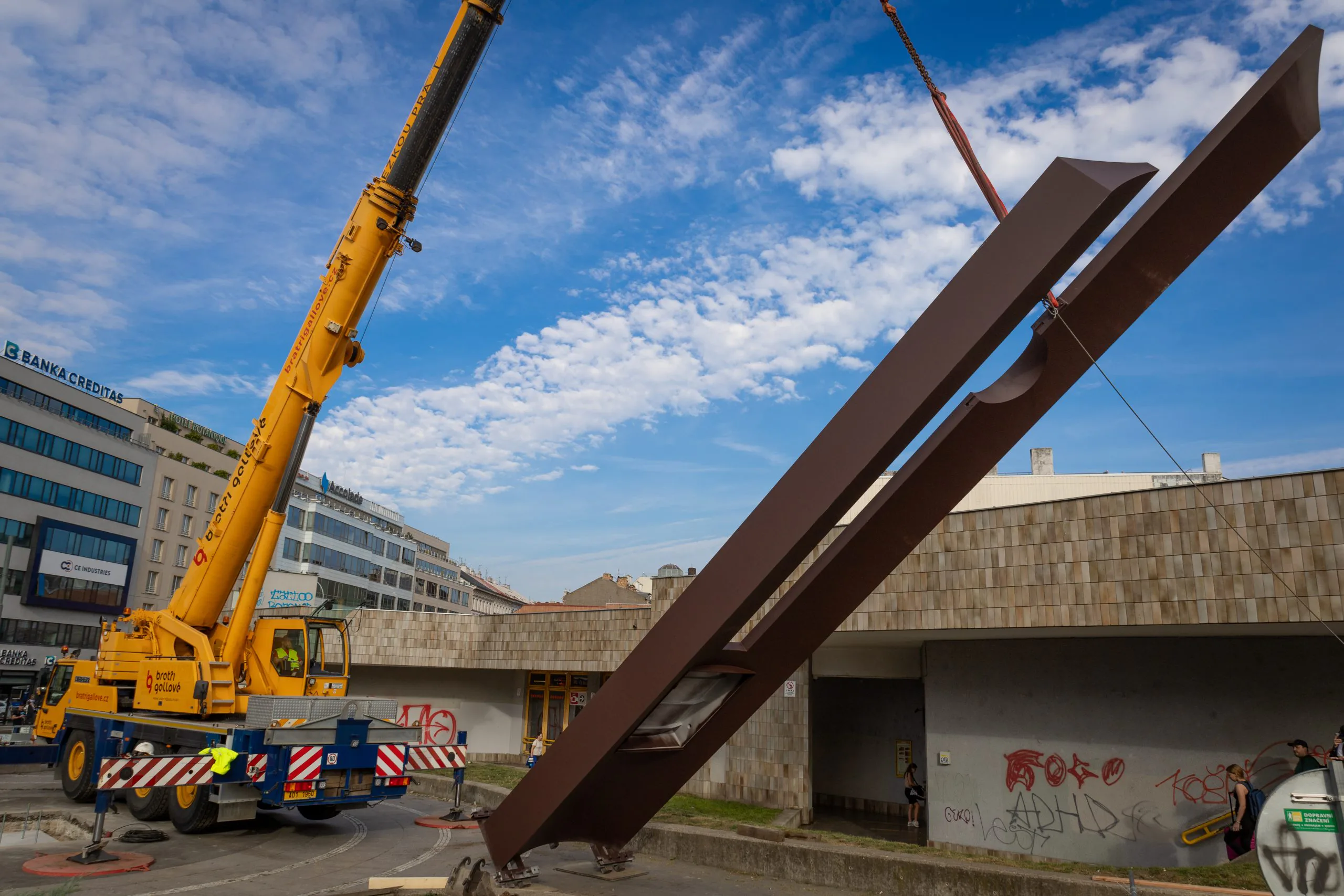 Renovace unikátních veřejných hodin se světovým časem z Florence se chýlí ke konci