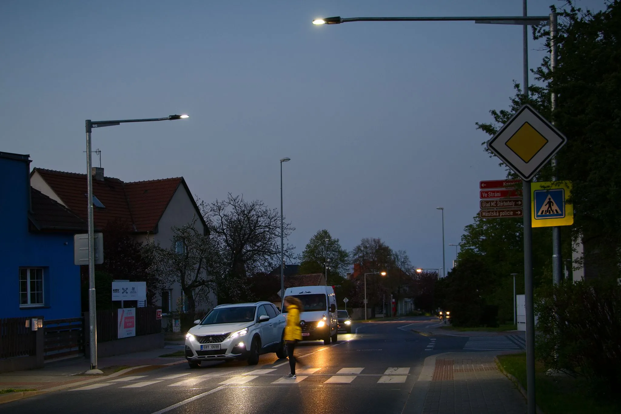 Bezpečnost chodců na přechodech zvýší desítky nových přisvětlení